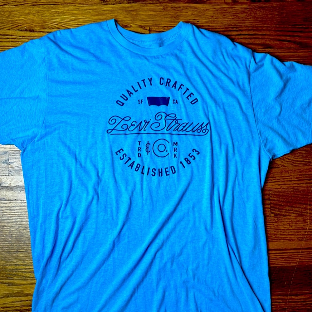 Levi T-shirt